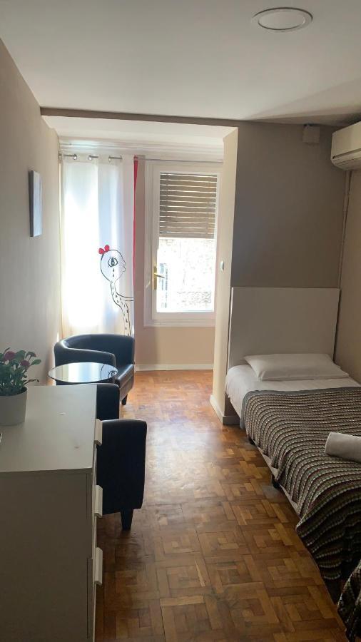 ברצלונה Somnio Hostels מראה חיצוני תמונה