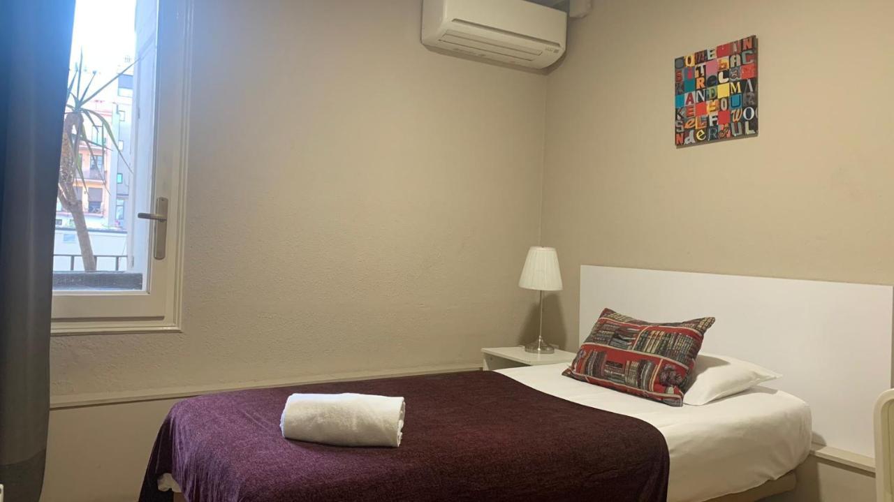 ברצלונה Somnio Hostels מראה חיצוני תמונה