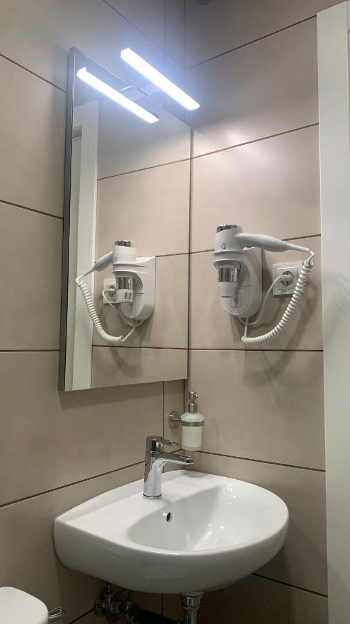 ברצלונה Somnio Hostels מראה חיצוני תמונה