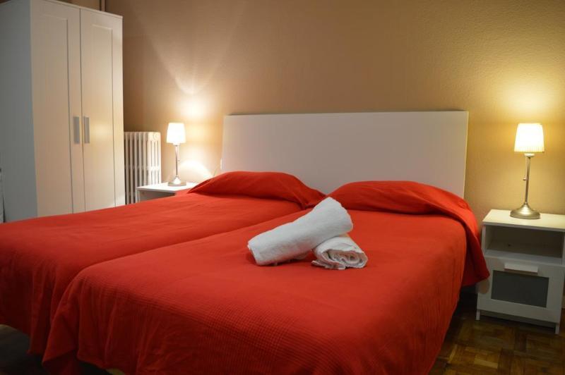 ברצלונה Somnio Hostels מראה חיצוני תמונה