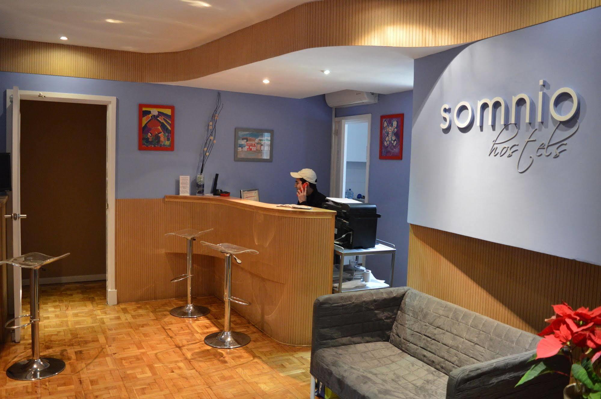 ברצלונה Somnio Hostels מראה חיצוני תמונה
